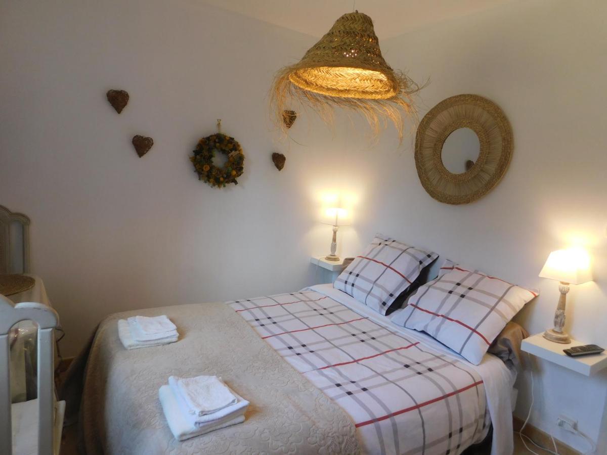 Bed and Breakfast Chez Marie Регюс Экстерьер фото