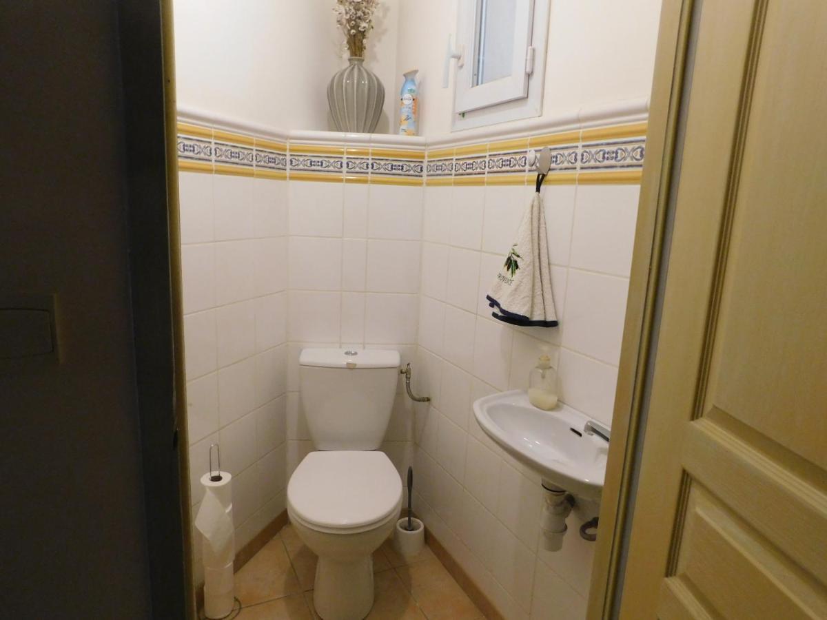 Bed and Breakfast Chez Marie Регюс Экстерьер фото